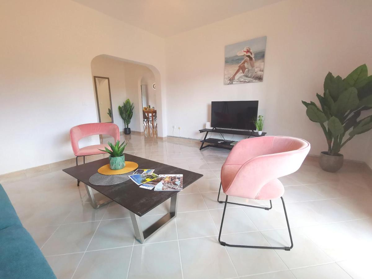 Apartment Pineta With Terrace & Park Wood View Pula Exterior photo